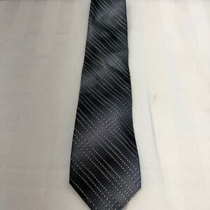 Sophisticated Black and Gray Patterned Tie